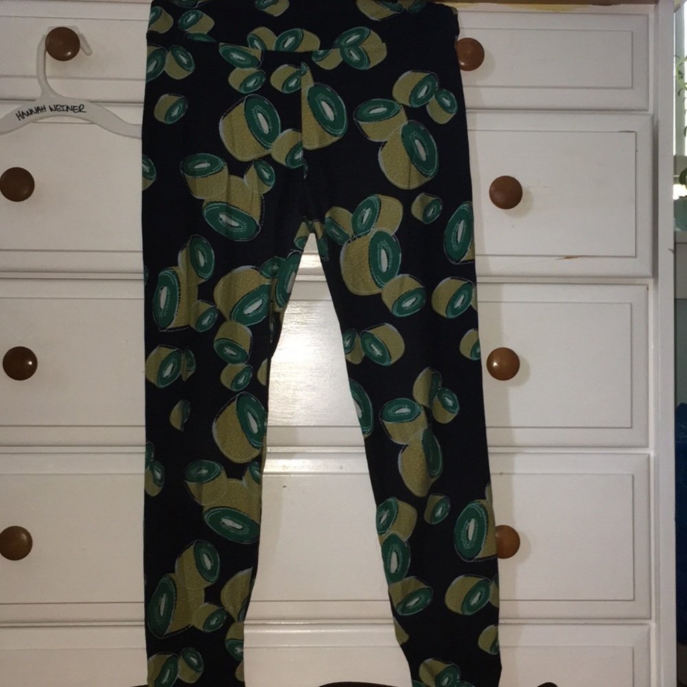 RARE KIWI LULAROE OS